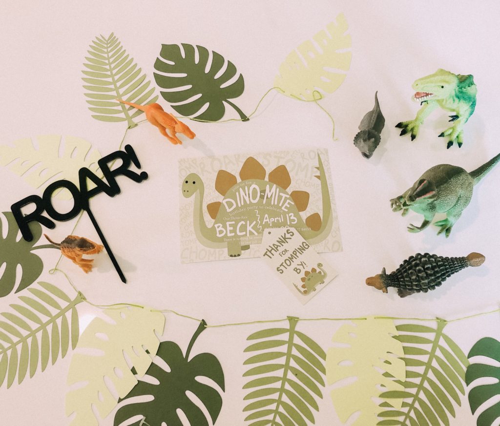 dinosaur party invites