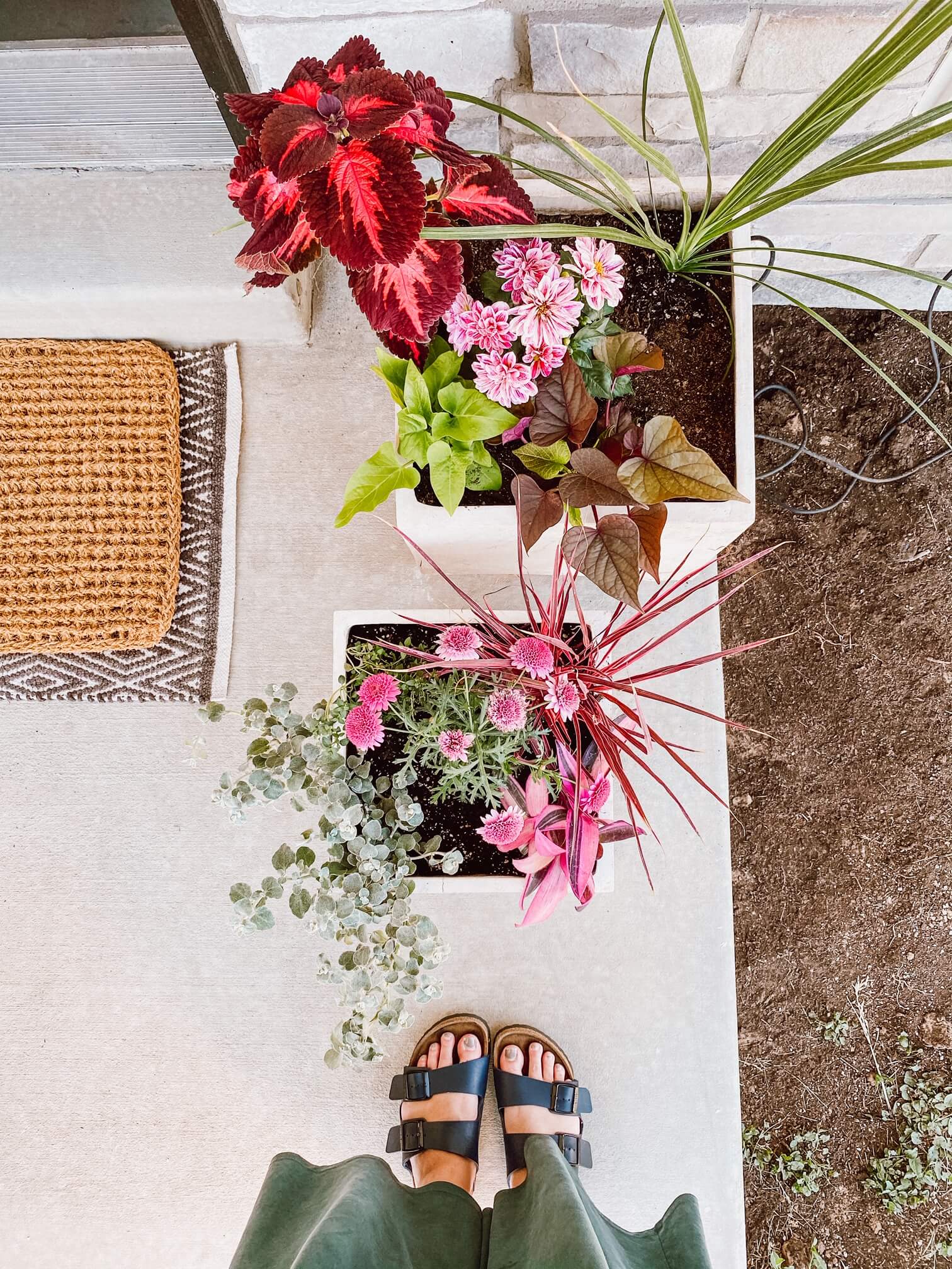 front porch pots 