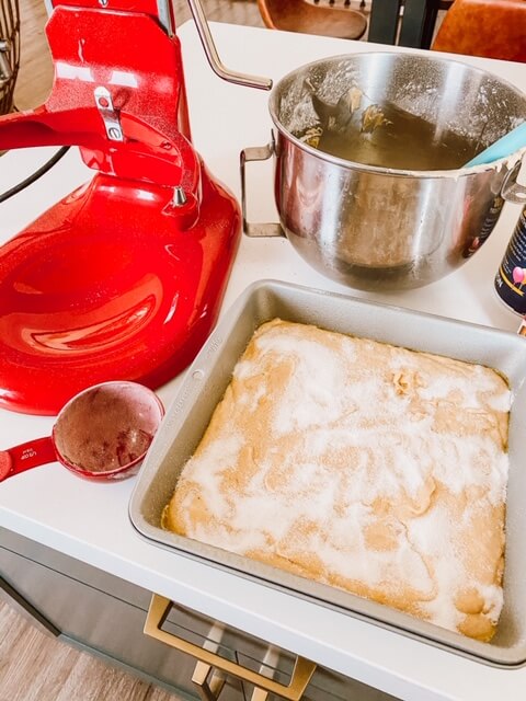 how do you make banana cake from scratch?