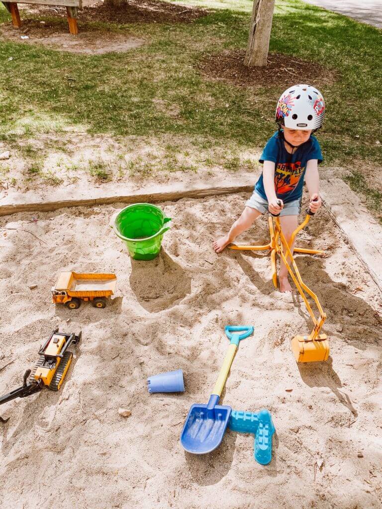 sandbox toys 